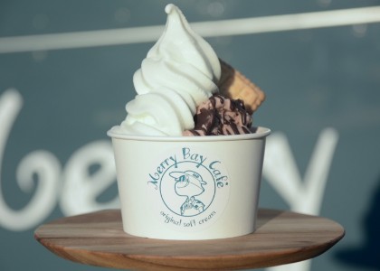 Merry Bay Café